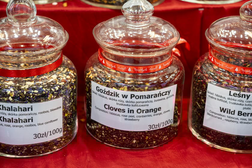 Jarmark Bożonarodzeniowy 2024 we Wrocławiu - na zdjęciach produkty, które można kupić na jarmarku